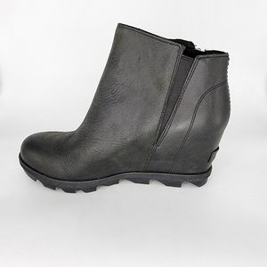 New 9 Sorel Joan of Arctic Wedge II Zip Boot Black